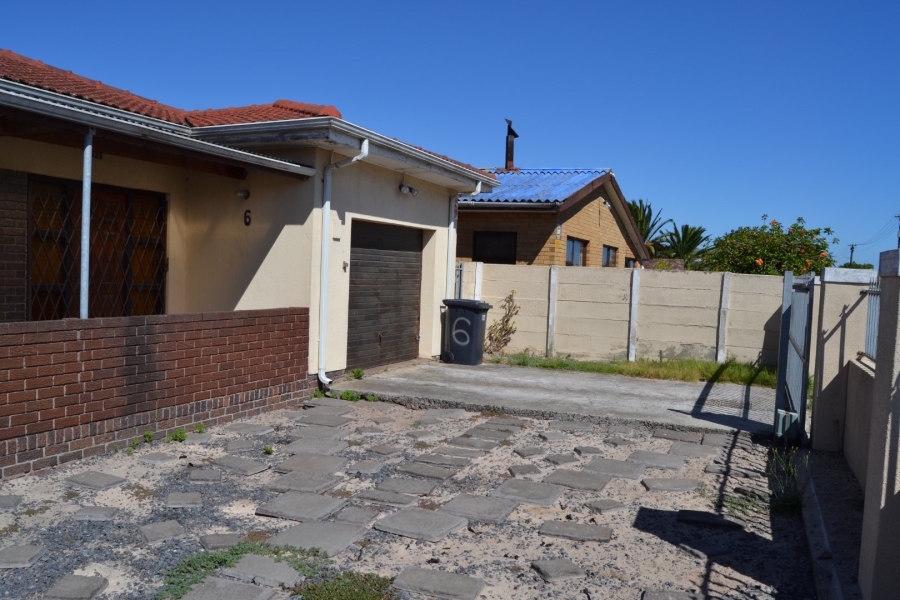 4 Bedroom Property for Sale in Gaylee Western Cape